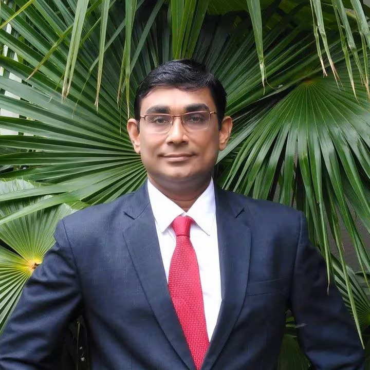 Dr. Girish Gupta